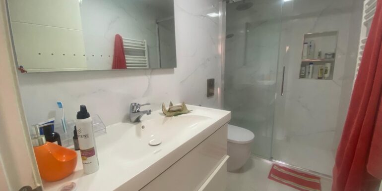 53010d4c-d5f3-4bce-87be-72057a43c116