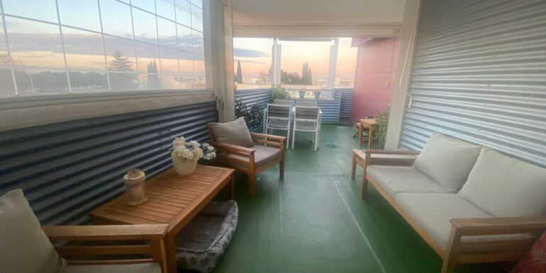 aa5f9548-ff8f-47d6-85e3-ee0be799d177