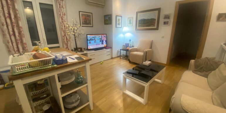 e76b2500-116c-4601-a38e-fdc7cf832460