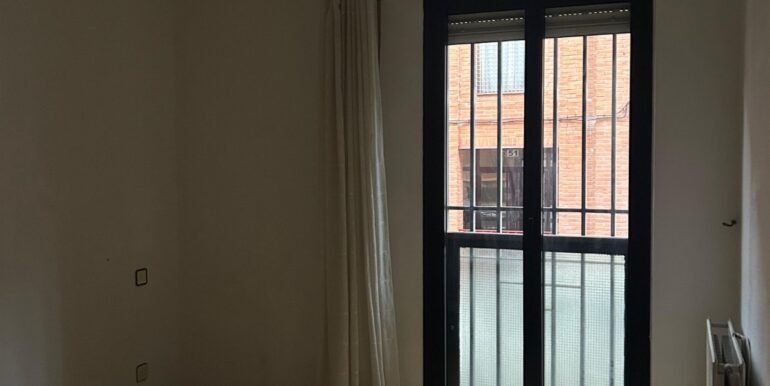 1e913270-2f86-405c-b9ac-61b00f569099