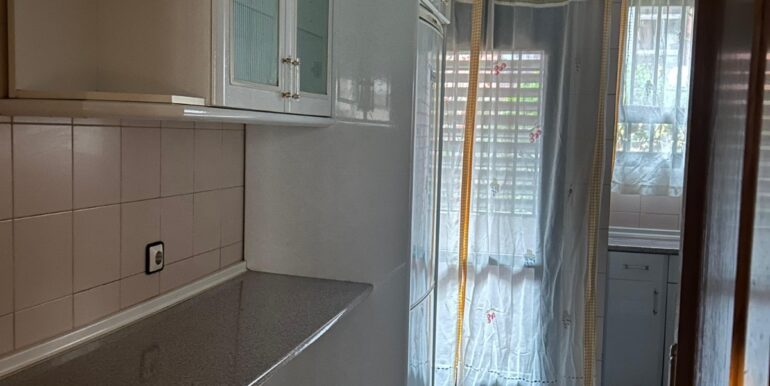 4c76a6fe-020b-44f2-aaa0-de1b88b5b6ee